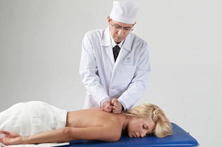 Massage avec ostéochondose cervicale